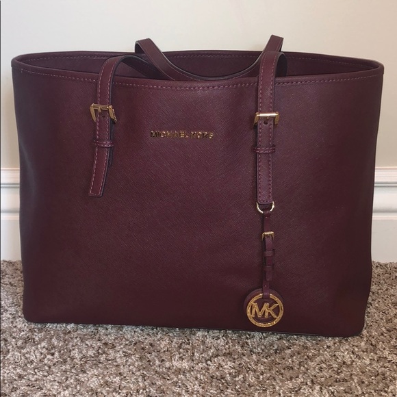 michael kors purses burgundy